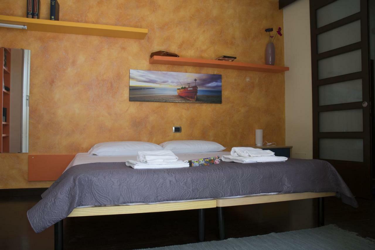 Bed and Breakfast Casa Domi Конверсано Екстер'єр фото